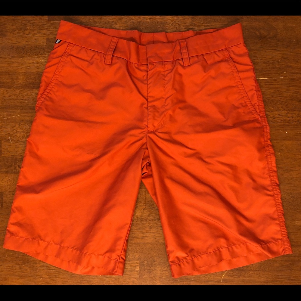 Classic fit J.Lindeberg golf shorts